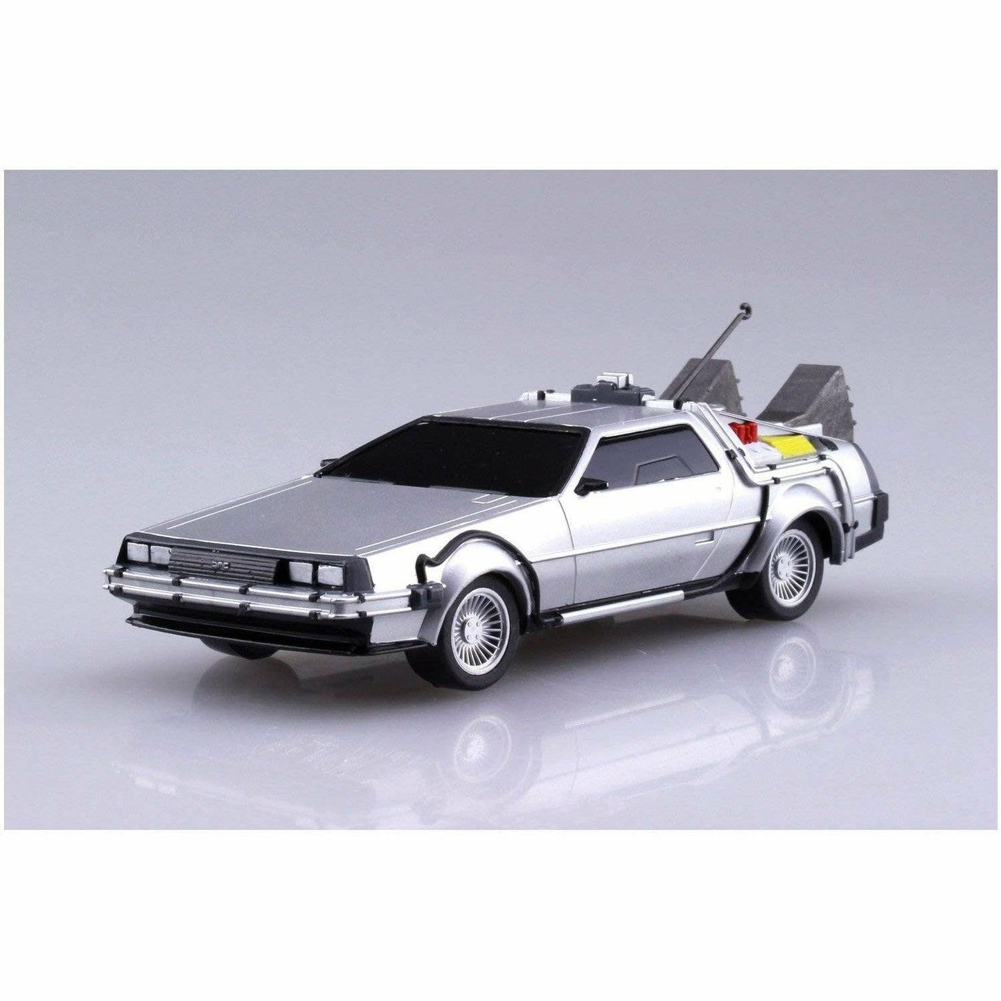 Back to the Future pull-back DeLorean 1:43 scale plastic model kit - MEGA POP COMICS