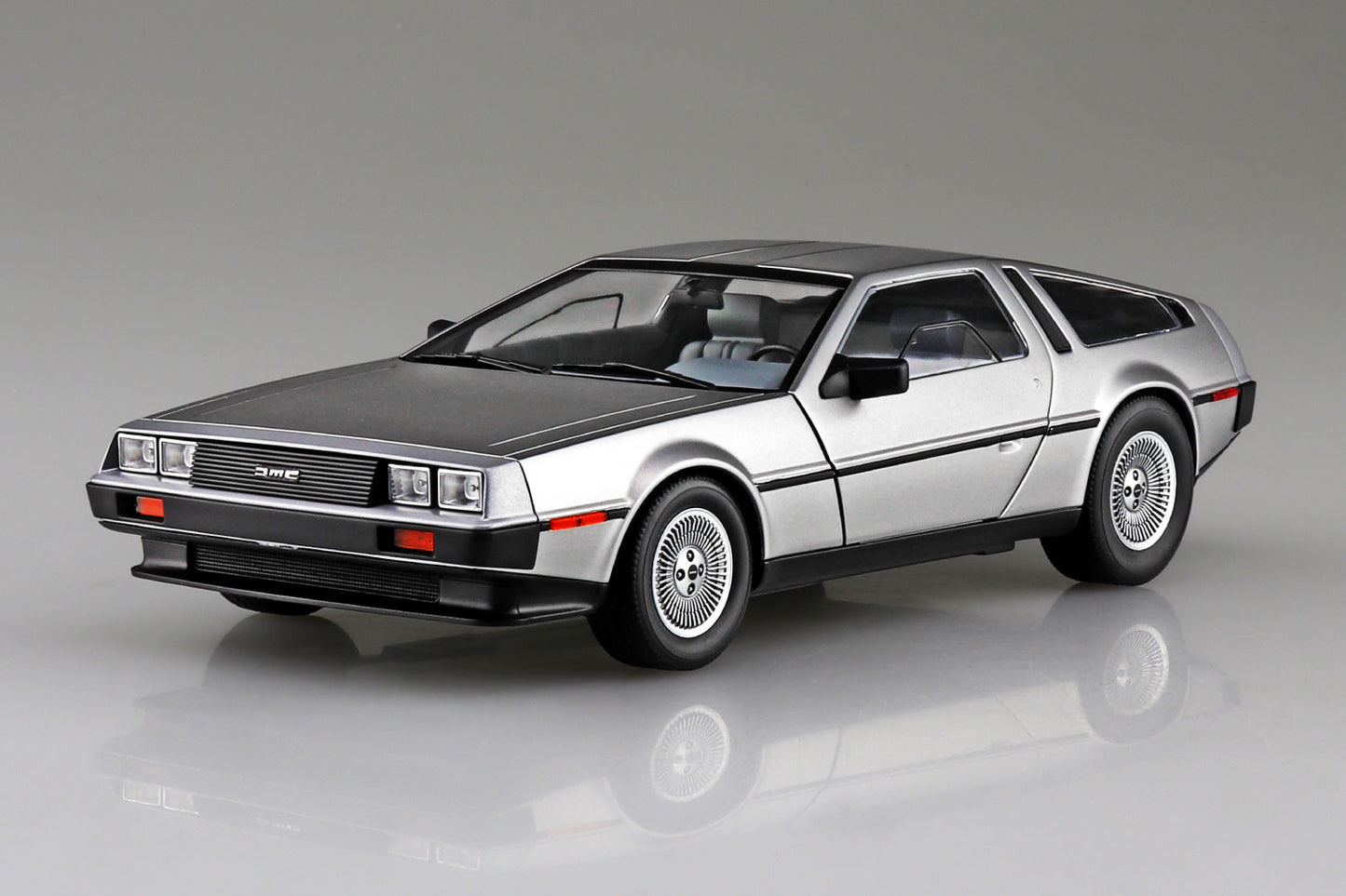 1982 DeLorean DMC-12 1:24 Scale Model Kit - MEGA POP COMICS