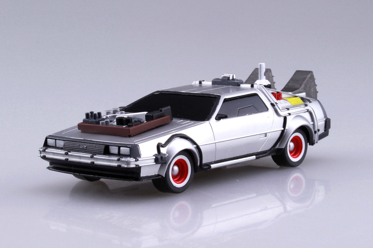 Back to the Future Part III pull-back DeLorean 1:43 scale plastic model kit - MEGA POP COMICS