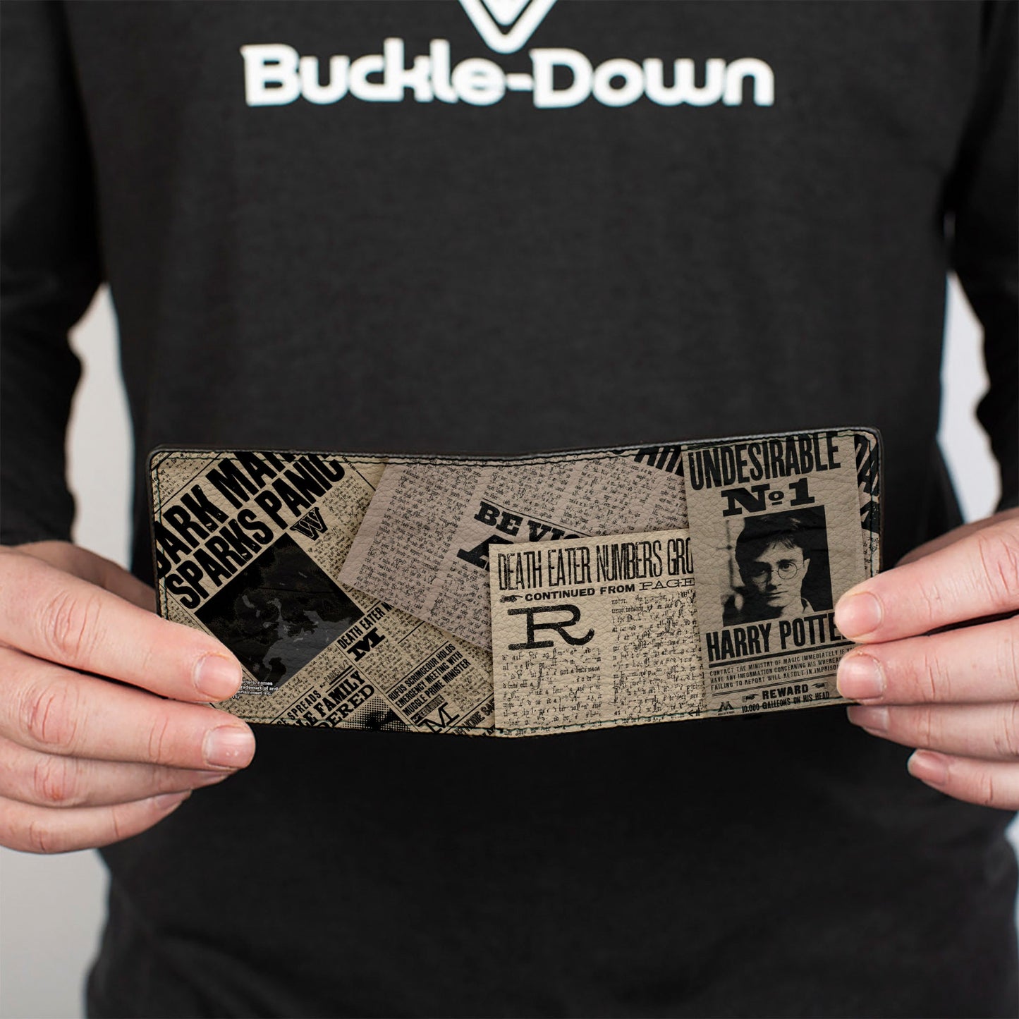 Bi-Fold Wallet - Harry Potter Headlines UNDESIRABLE NO 1 White Black - MEGA POP COMICS
