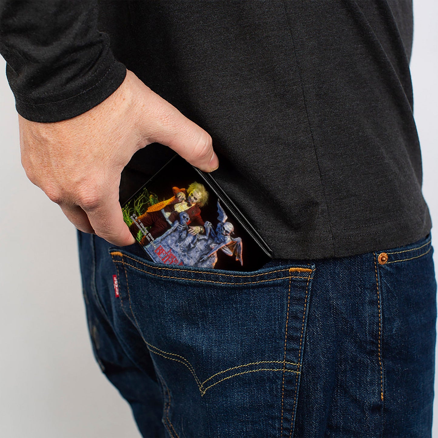 Bi-Fold Wallet - Beetlejuice HERE LIES BETELGEUSE Graveyard Pose - MEGA POP COMICS