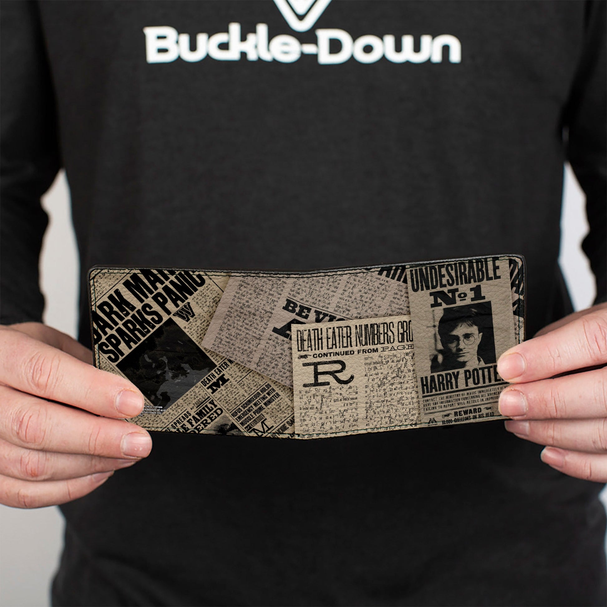 Bi-Fold Wallet - Harry Potter Headlines UNDESIRABLE NO 1 White Black - MEGA POP COMICS 