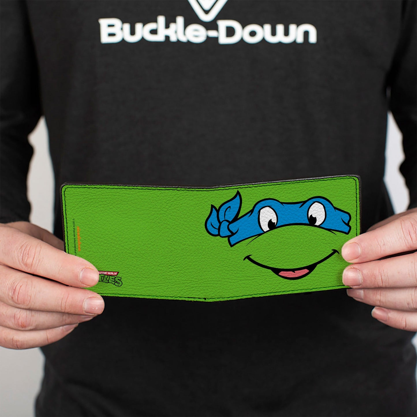 Bi-Fold Wallet - Classic TMNT Leonardo Face CLOSE-UP Green Blue - MEGA POP COMICS 